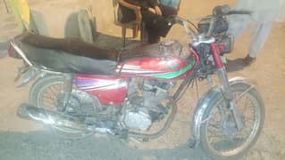 good condition ma ha bs wahi bhai contact kray jo serious ho plz