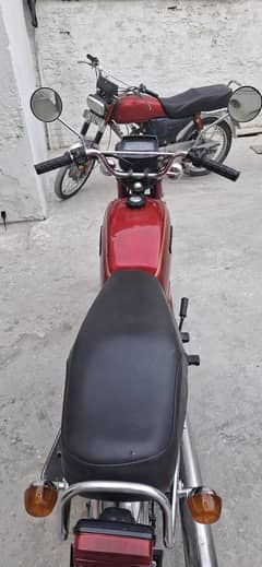 full ready just fill petrol abd use .
