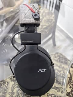 Plantronics Backbeat Fit 6100 Headphones Wireless