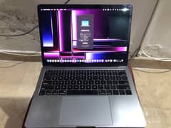 Macbook Pro 2017 16/256