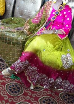 mehndi mayoun lehnga