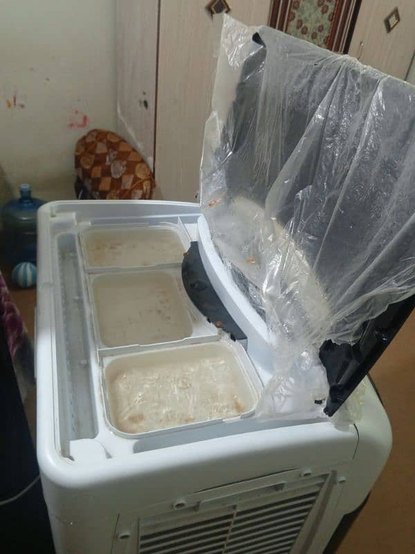 new condition only one manth use 2