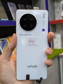 Vivo X90s 8/256. dual sim aprov. 10/10