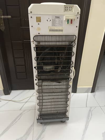 Water dispenser heat n cold