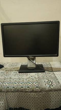 24 inch LCD for sale