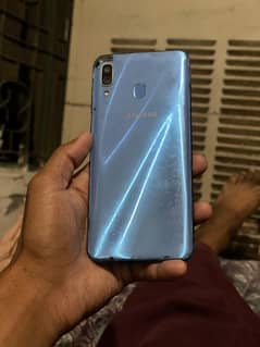 Samsung a30 4.64