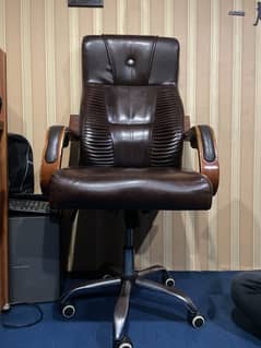 Office chair boss chair