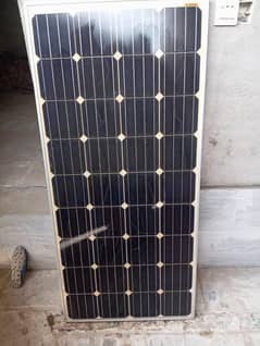 280 watts solar panel with iron stand only 2 seasons used