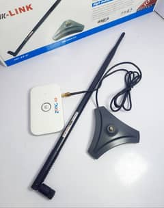 10dBi High-Gain Antenna  Significantly improves 4G LTE & WiFi signal