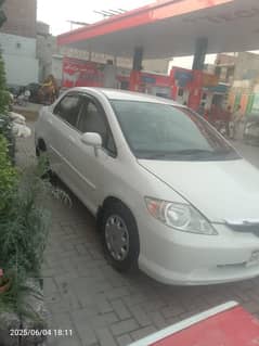 Honda City IDSI 2005 03038295430