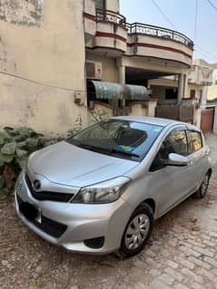 Toyota vitz 2014