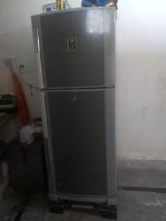 Dawlance medium fridge