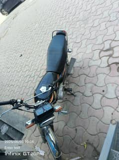 Honda 125 Black good condition