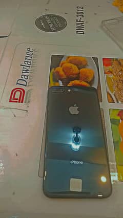 Apple iPhone 8 Plus non pta battery 100 percent True Tone off