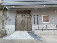 Prime Location In Kahna 3 Marla House For Sale