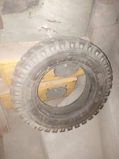I'm selling my lodr tyr just 3000