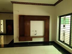 1 Kanal Lower Portion for Rent in Johar Town for Family and Silent office (Call center + Software house)