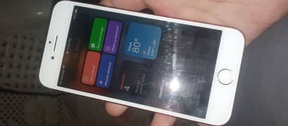 10/9  condition red colour 128 gb 03149802678