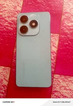Tecno Saprk 20