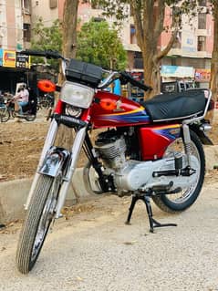 Honda CG 125 2011 model