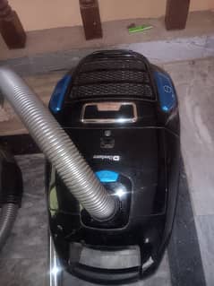 Vacuum cleaner