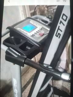 Treadmill made in Taiwan slightly used like new
