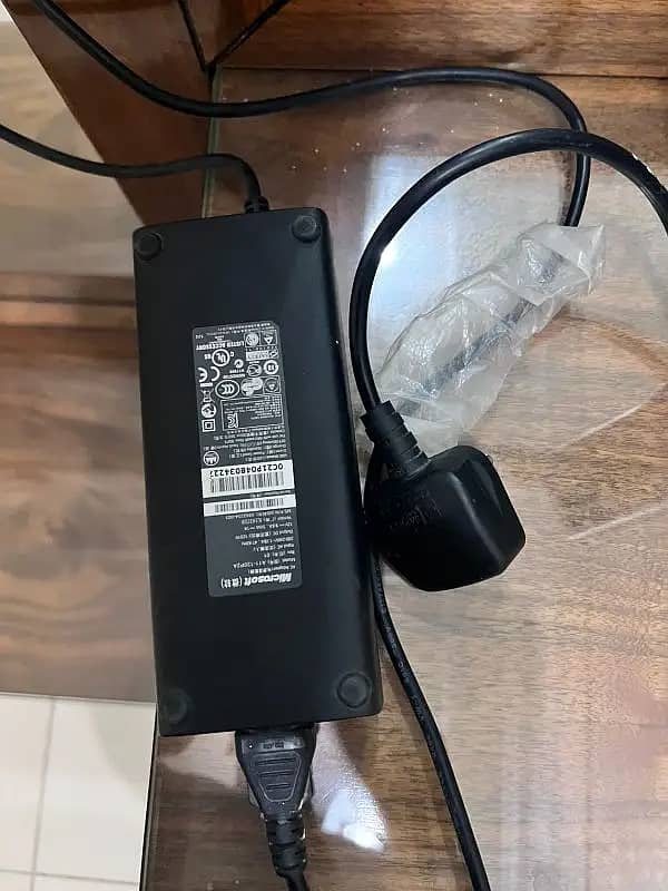 xbox 360 slim barely used with a special edition controller of EA 3