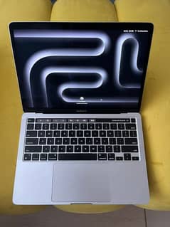 MacBook Pro 13” (2020, M1 Chip)