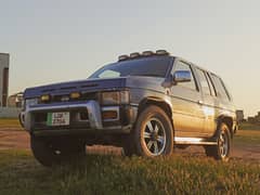 Nissan Pathfinder 1993