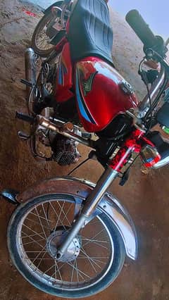 Honda 70cc bike hai 08 model copy file bilkul ok hain sialkot number