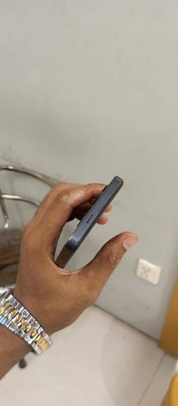 Tecno spark 20c with box 5