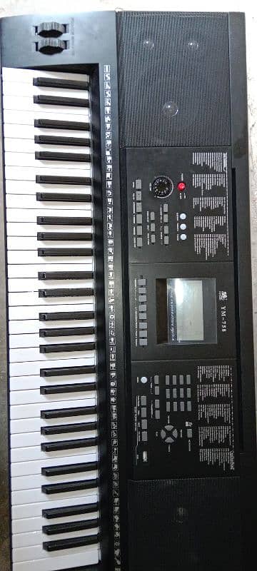 Yongmei brand new keyboard with box 0