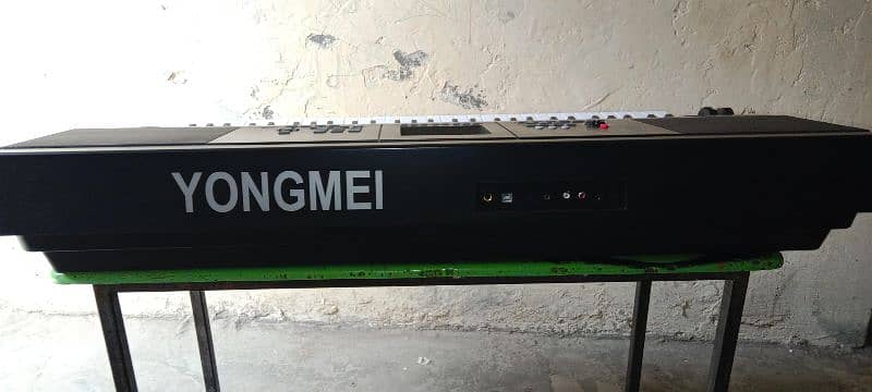 Yongmei brand new keyboard with box 1