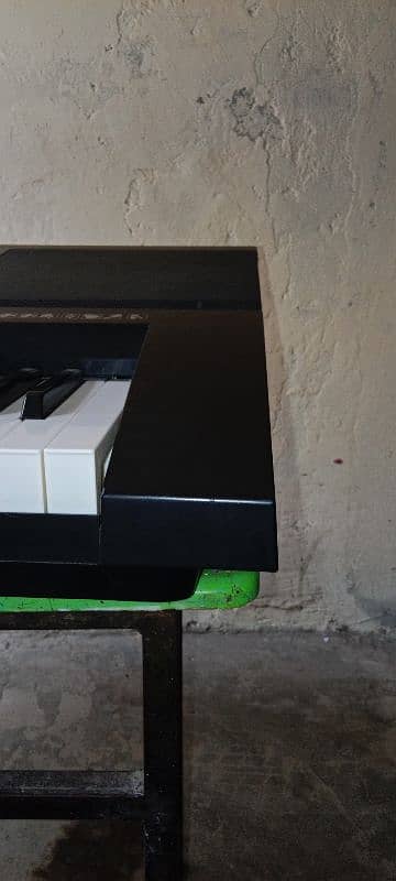 Yongmei brand new keyboard with box 2