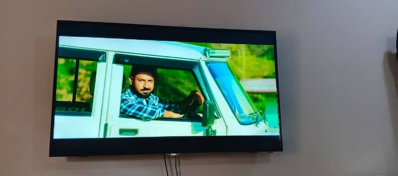Akira lcd for sale all ok not smart simple with smart box 3