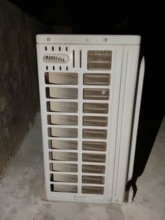 Haier 1.5 ton air conditioner inverter used
