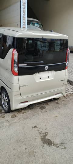 Nissan roox fresh import urgent sale