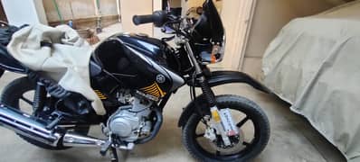 YBR 125G 2025 Black