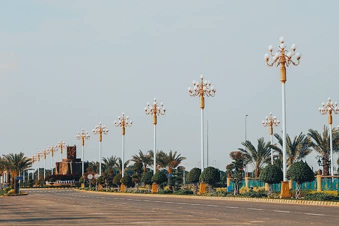 Looking For A Corner Residential Plot In Gujranwala 4