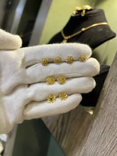 Light weight Gold jewellery