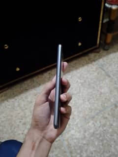 oneplus 9 5g 8/128gb pta approved only just mobile/. 03256570048