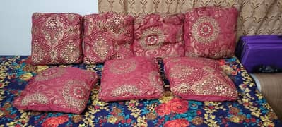 costion bed and sofy k liye
