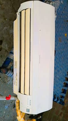 Mitsubishi 1 ton Ac all ok