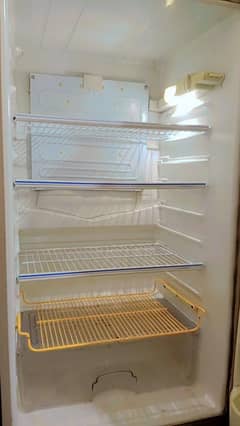Fridge/Dawlance Fridge 10/9 Condition  100 % cooling process