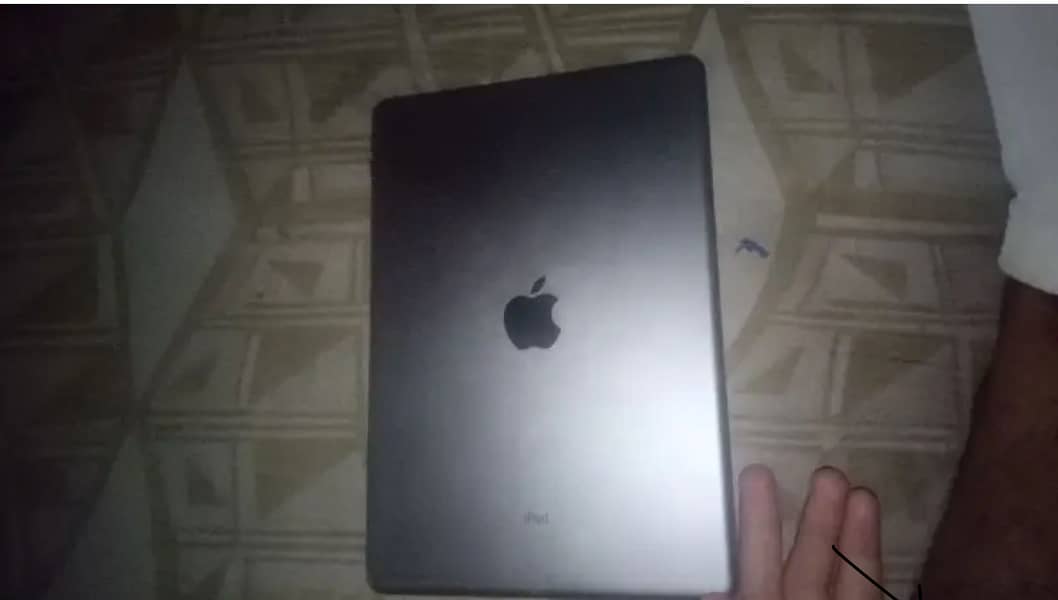 Exchange and sell iPad 9th generation all ok just line in led 3