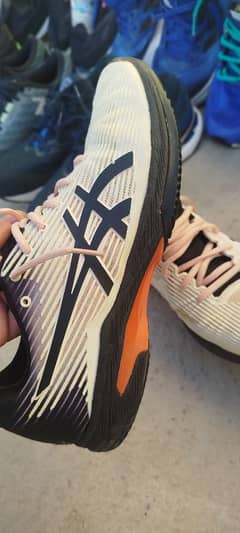 branded Shoes vailable