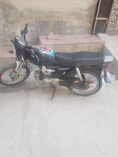 yamaha janoon engine zabardst hai tanki tapy original hen