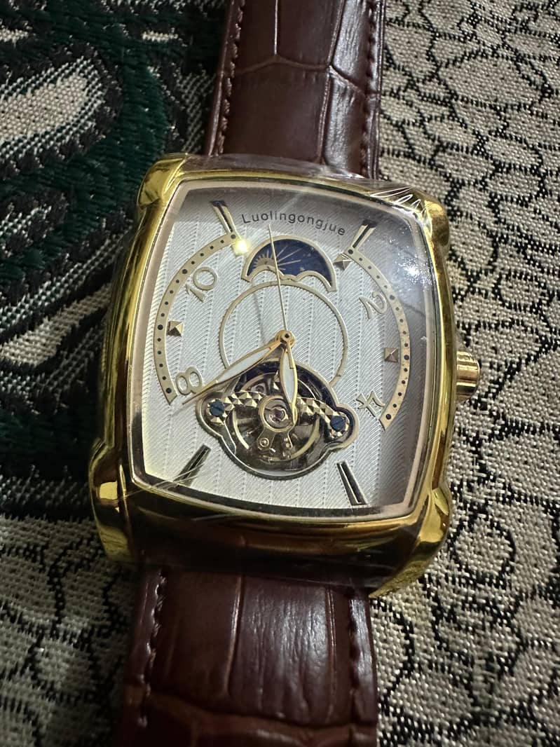 automatic wtach skeleton design 2