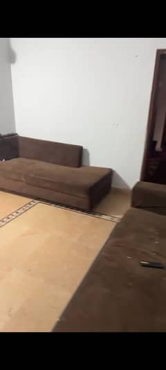 1 room for rent
