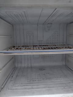 Freezer Medium size Model Dawlnace